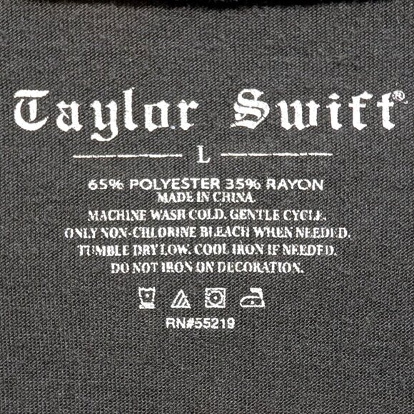 Taylor Swift 2018 Reputation Stadium Tour Snake Graphic Tank in Charcoal - Picture 2 of 14